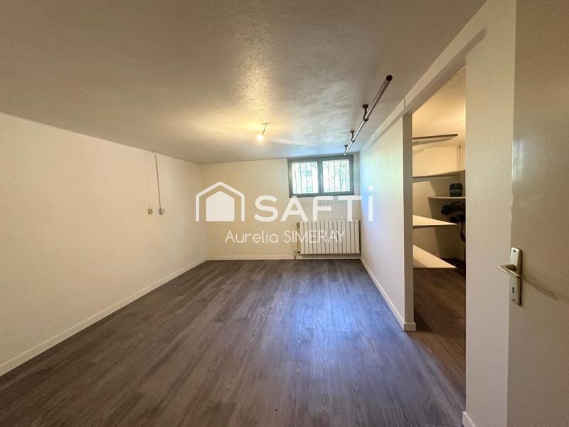 Maison - 180 m² - 6 pièces