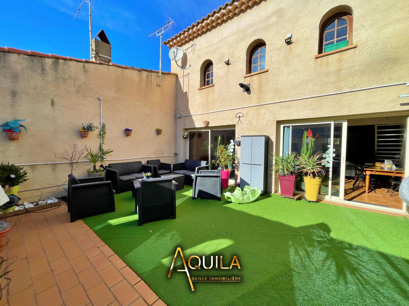 Maison de village - 240 m² - 8 pièces