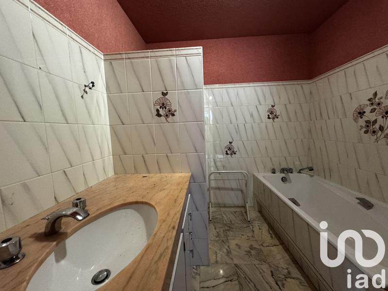 Maison - 132 m² - 8 pièces