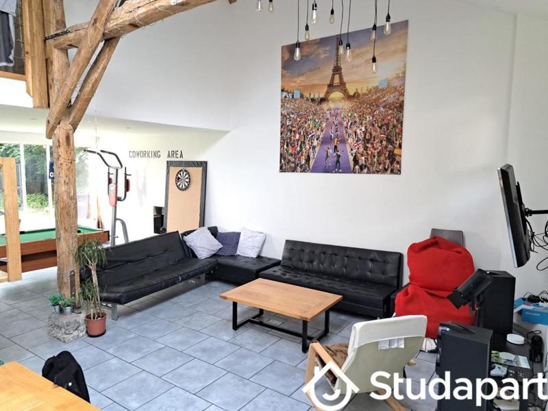 Chambre - 13 m² - 1 pièce