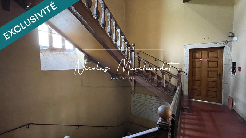 Immeuble - 3 720 m²