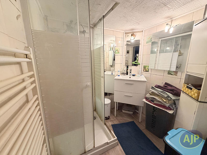 Maison - 90 m² - 3 pièces