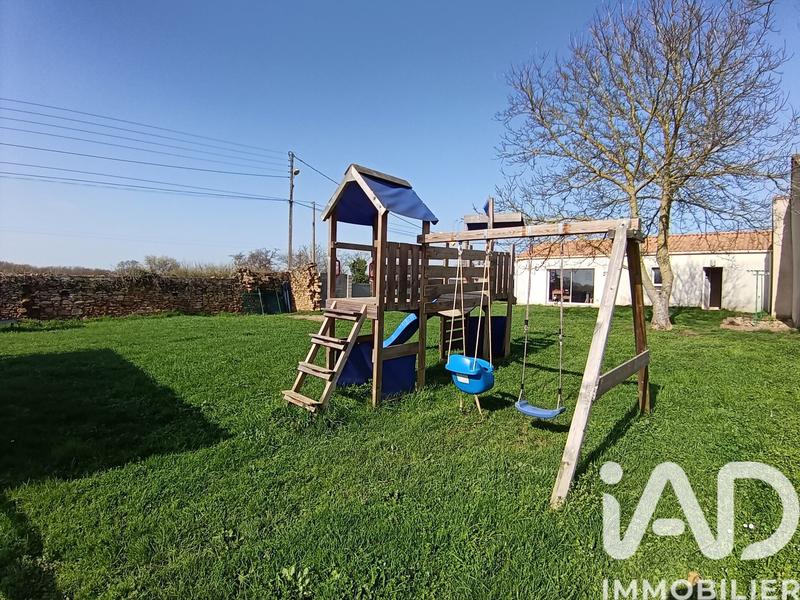 Maison - 95 m² - 4 pièces