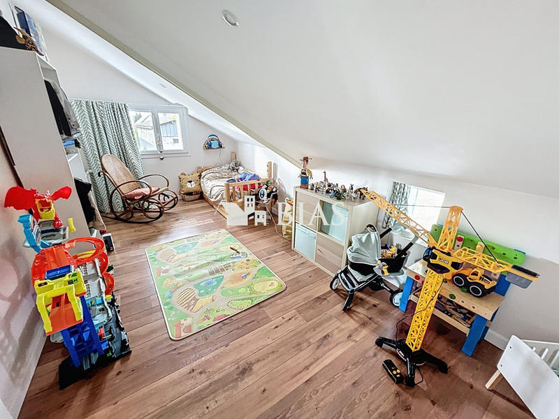 Maison - 126 m² - 7 pièces