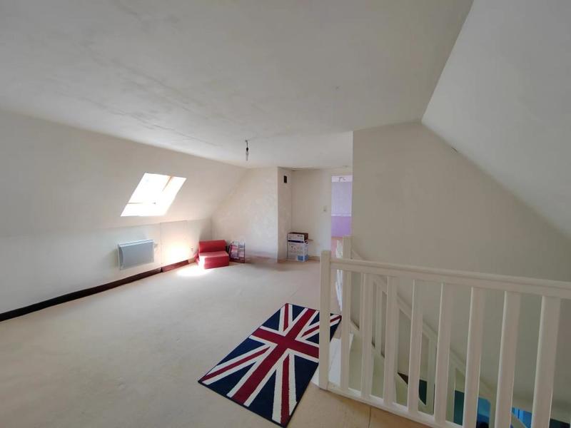 Maison - 140 m² - 5 pièces