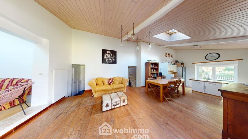 Maison - 124 m² - 6 pièces