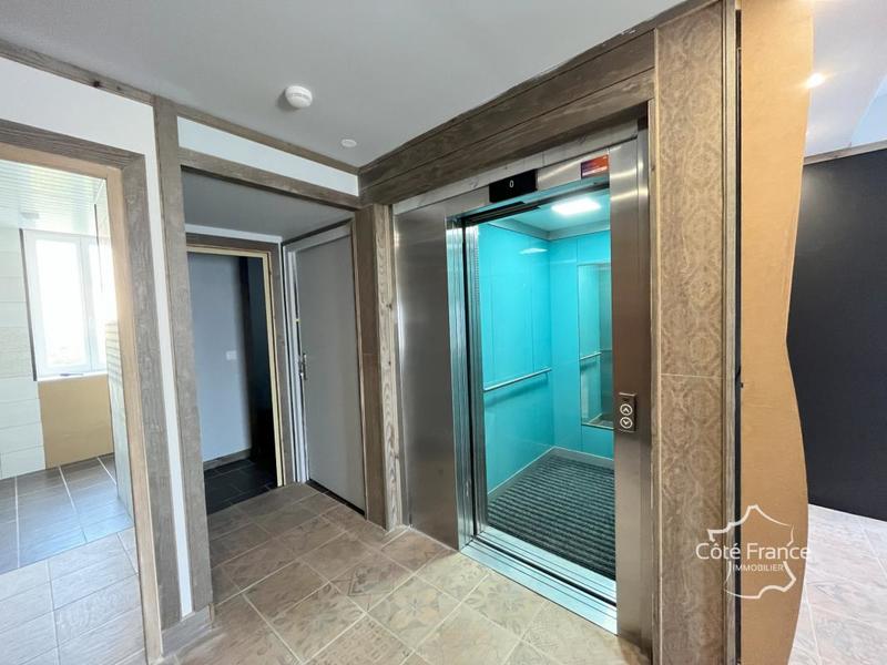 Maison chambre d'hôtes - 426 m² - 13 pièces