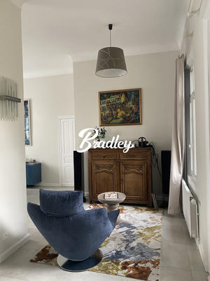 Maison - 191 m² - 7 pièces