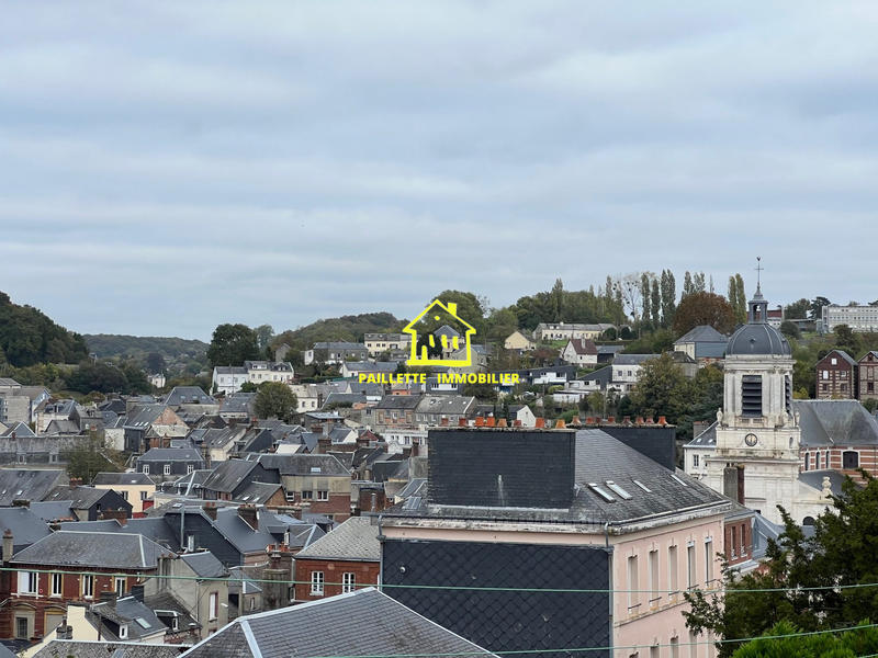 Maison - 202 m² - 5 pièces