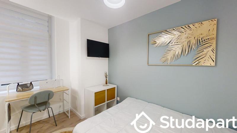 Chambre - 12 m² - 1 pièce