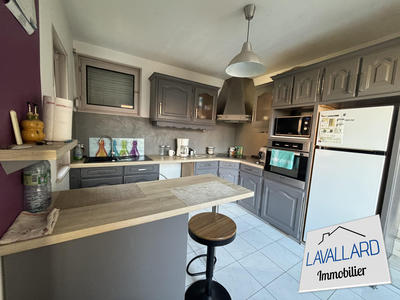 Maison - 84 m² - 3 pièces