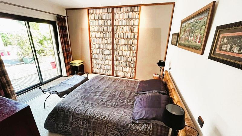 Propriété - 227 m² - 8 pièces