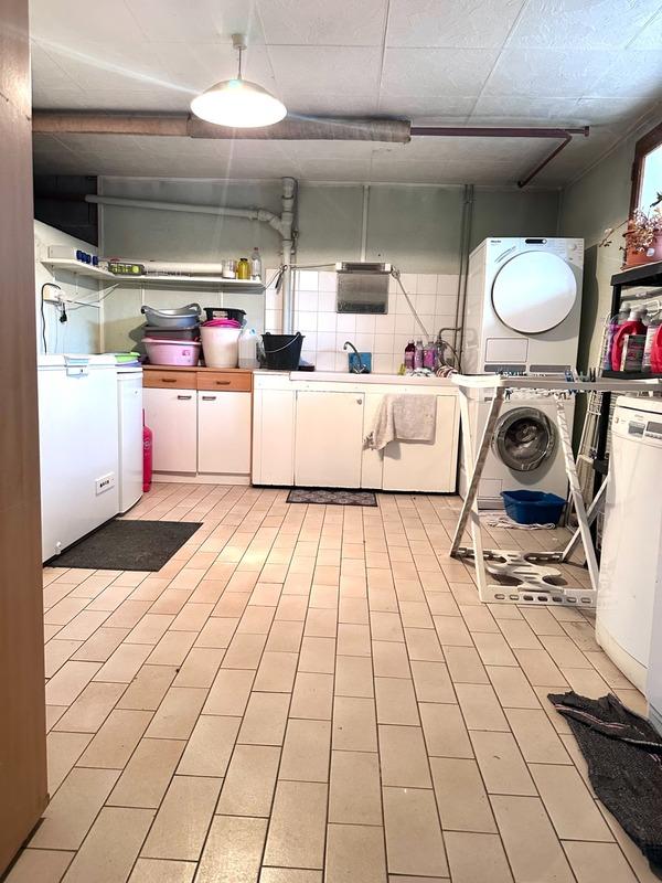 Maison - 162 m² - 7 pièces