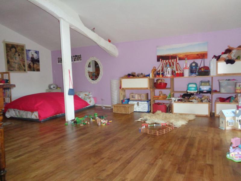 Maison - 180 m² - 7 pièces