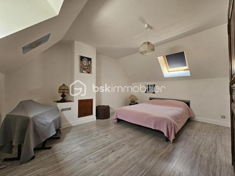 Maison traditionnelle - 104 m² - 5 pièces