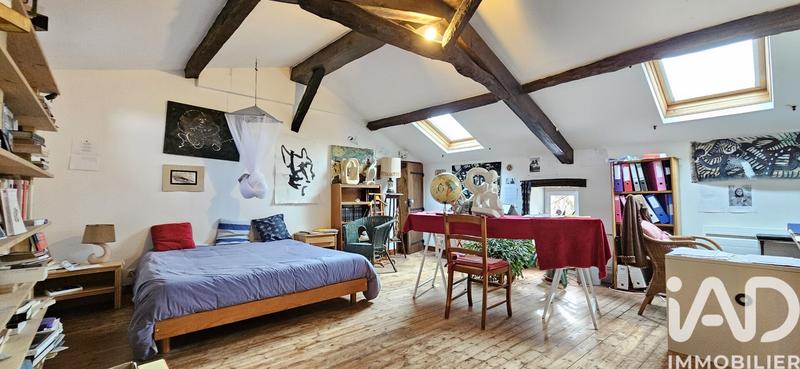 Maison - 197 m² - 8 pièces