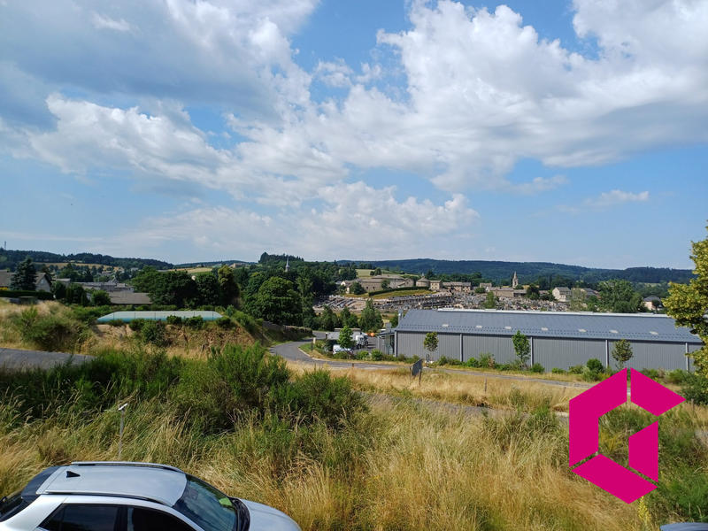 Maison - 134 m² - 7 pièces