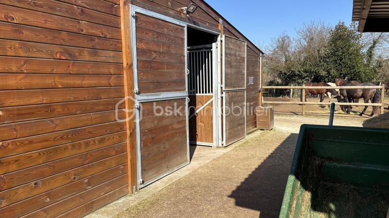 Propriété - 135 m² - 6 pièces