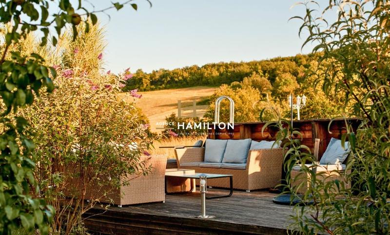 Propriété - 282 m² - 11 pièces