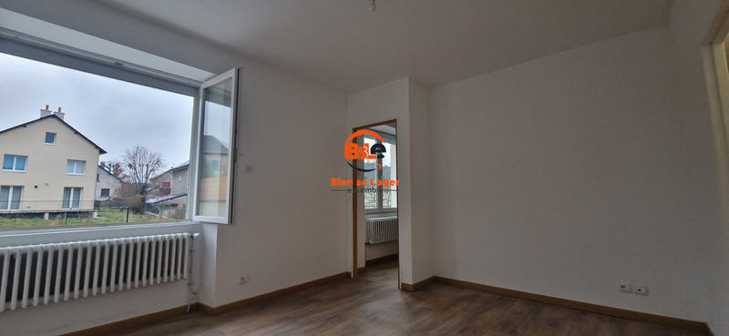 Appartement - 100 m² - 7 pièces