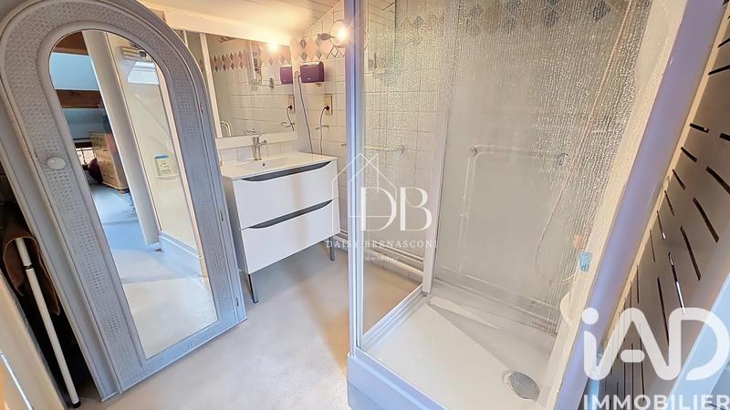 Maison - 176 m² - 7 pièces