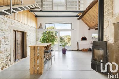 Maison - 296 m² - 10 pièces