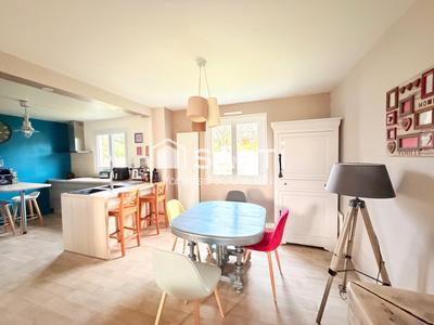 Maison - 114 m² - 7 pièces