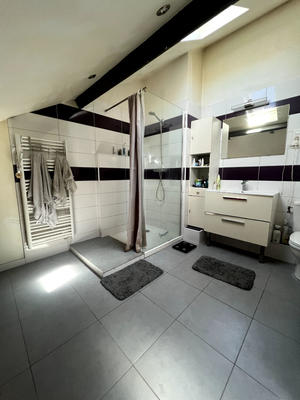 Maison - 107 m² - 6 pièces