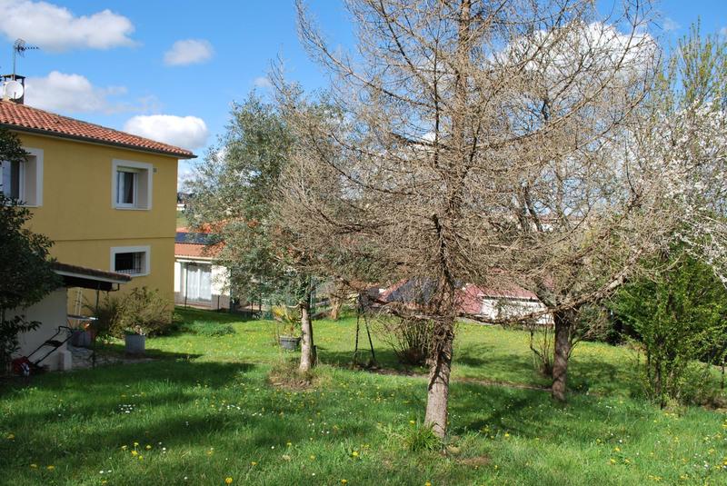 Maison - 217 m² - 7 pièces