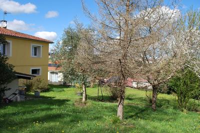 Maison - 217 m² - 7 pièces