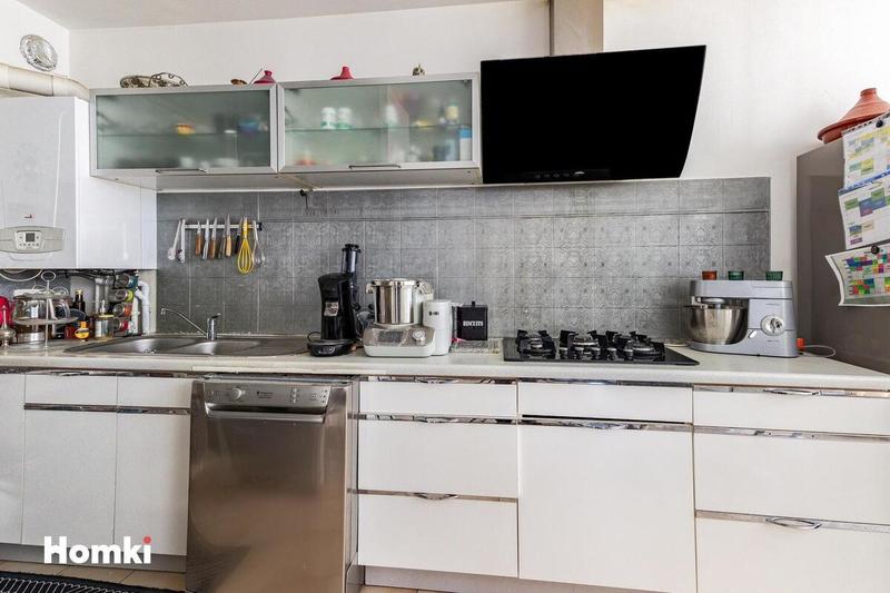 Appartement - 122 m² - 6 pièces