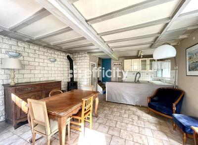 Maison - 65 m² - 5 pièces