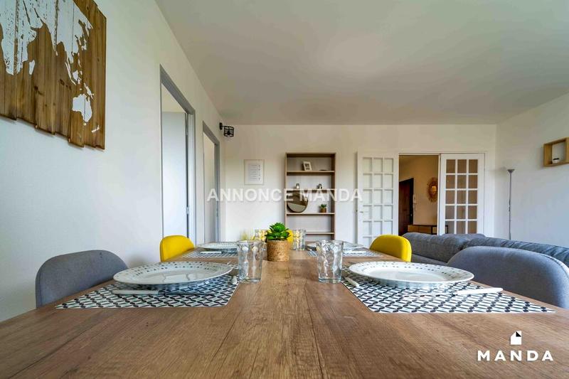 Chambre - 10 m² - 5 pièces