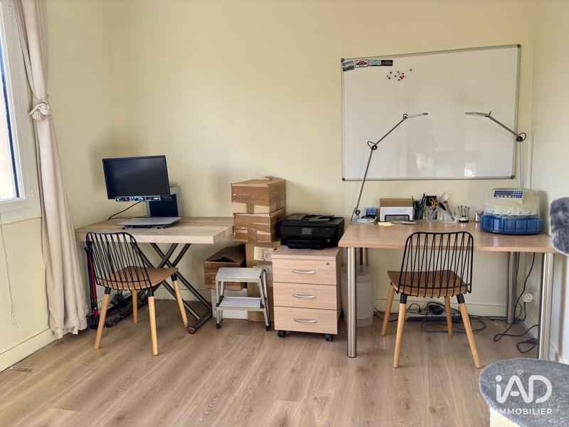 Local commercial - 200 m²