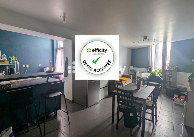 Immeuble - 131 m² - 6 pièces