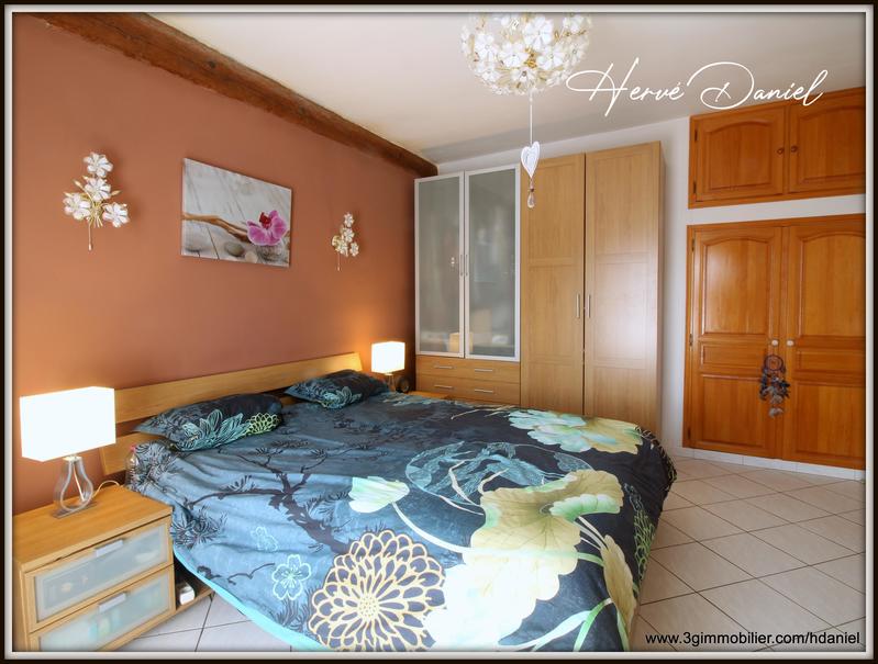 Maison en pierre - 181 m² - 7 pièces