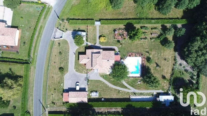 Maison - 170 m² - 7 pièces