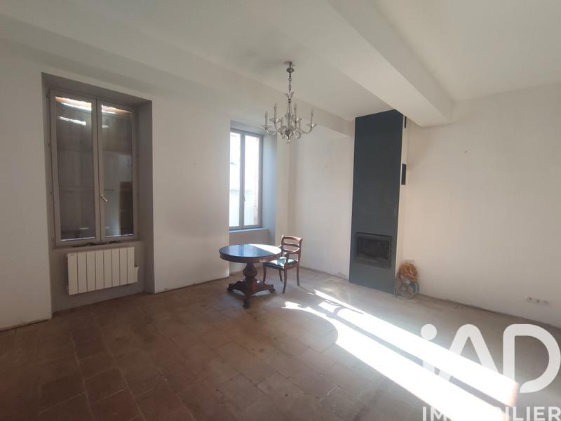 Maison - 256 m² - 7 pièces