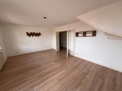 Appartement - 86 m² - 4 pièces