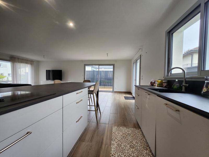 Maison - 130 m² - 6 pièces