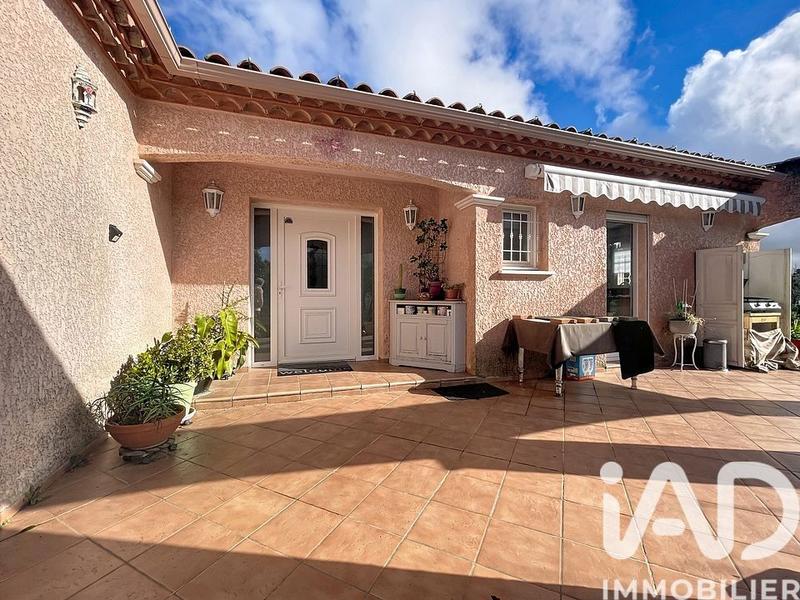 Maison - 122 m² - 5 pièces