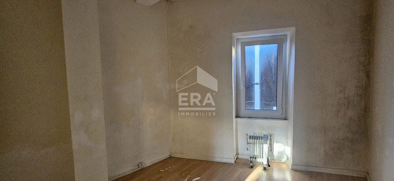 Maison - 75 m² - 5 pièces