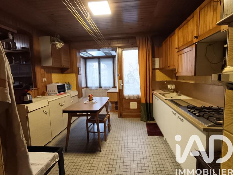 Maison - 89 m² - 6 pièces