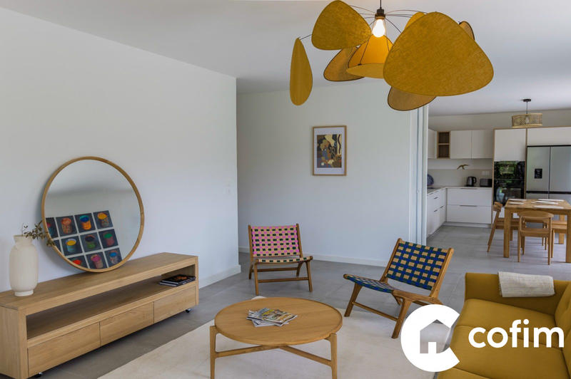 Appartement - 111 m² - 4 pièces