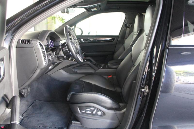 Porsche Cayenne E-Hybrid 3.0 V6 462 ch Tiptronic Bva