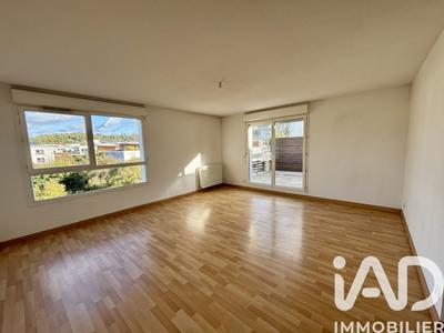 Appartement - 105 m² - 5 pièces