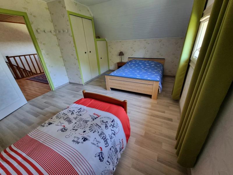 Maison - 260 m² - 9 pièces