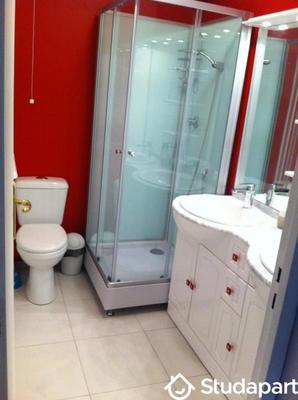 Chambre - 9 m² - 1 pièce