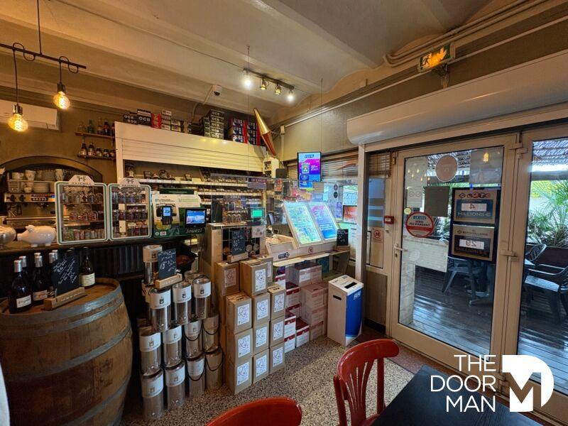 Fonds de commerce - 359 m²