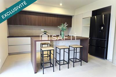 Maison - 228 m² - 7 pièces